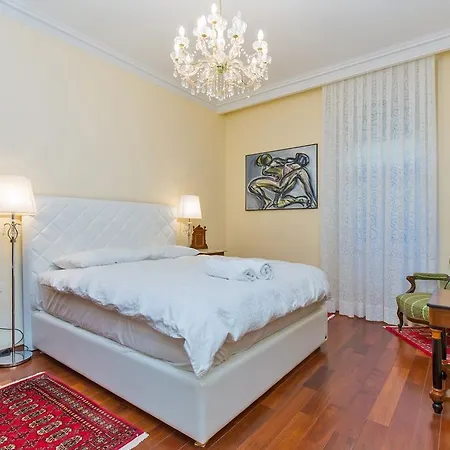 Luxury Seafront Banje Διαμέρισμα *