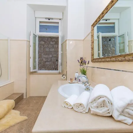 Luxury Seafront Banje דוברובניק