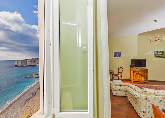 Luxury Seafront Banje Ragusa
