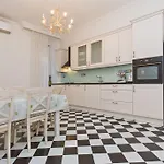 דירה Luxury Seafront Banje *