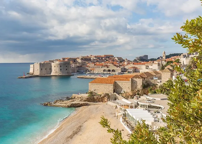 Luxury Seafront Banje Appartement