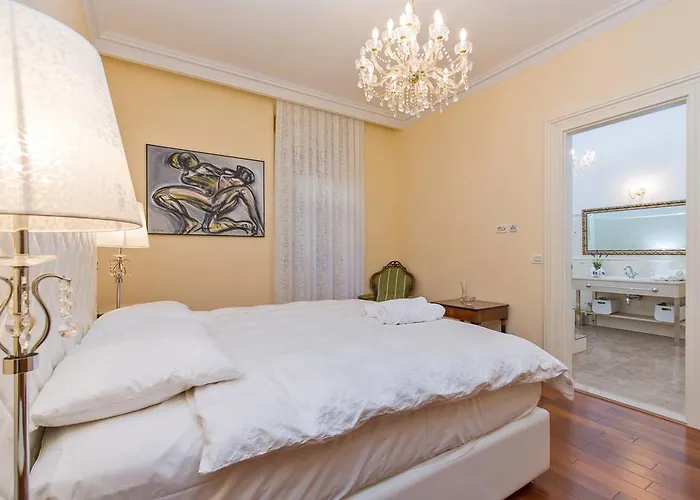 Luxury Seafront Banje * Dubrovnik